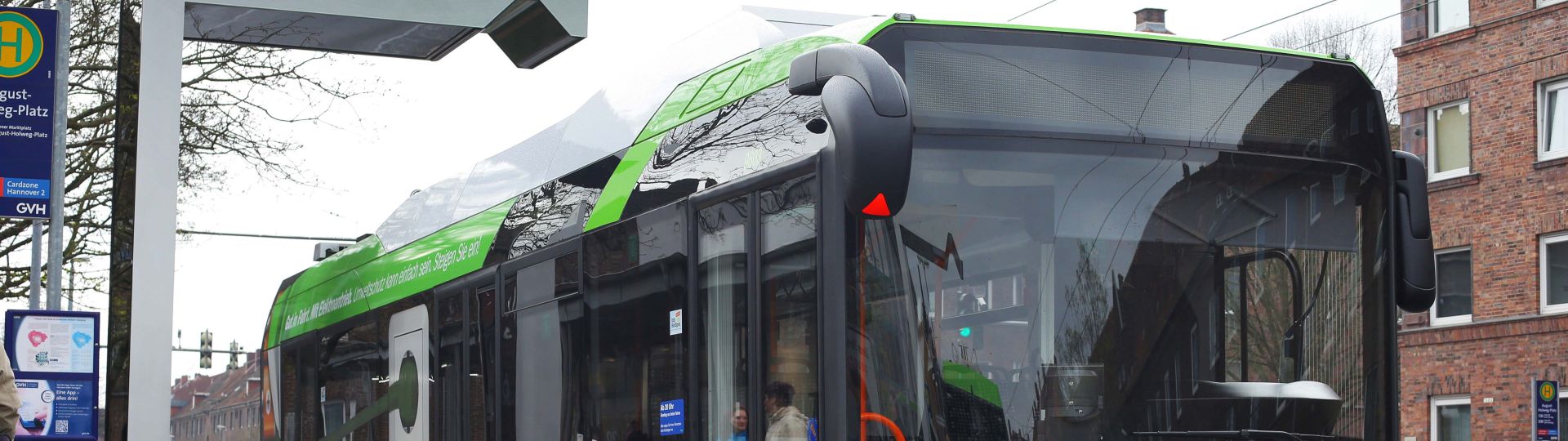 Electric Solaris buses to open up an electromobility era in Hanover