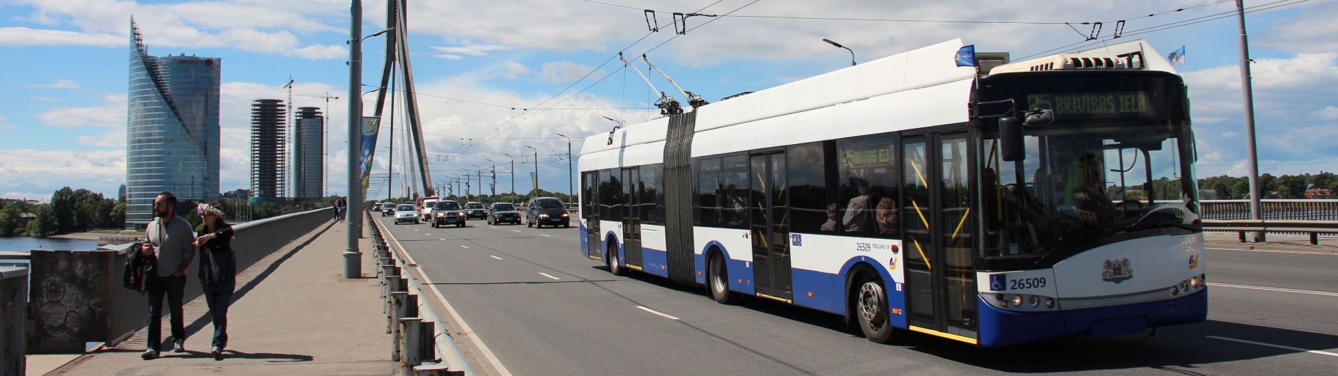Articulated trolleybuses with fuel cell range extender in Riga. The new concept from Solaris